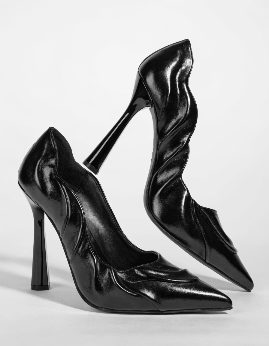 Escarpins XTI femme à bout pointu avec talon fin, coloris noir